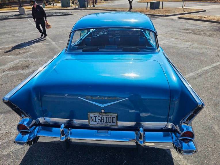 Unknown-Bel-air-1957-blue-blue-3