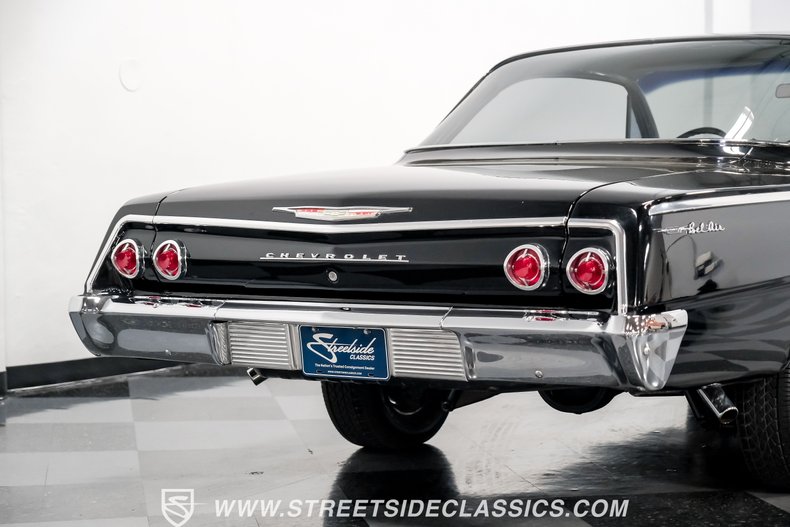 Unknown-Bel-air-1962-Black-Turquoise-30