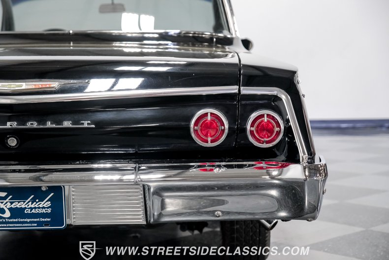 Unknown-Bel-air-1962-Black-Turquoise-32