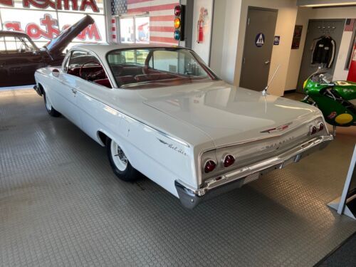 Unknown-Bel-air-1962-White-24