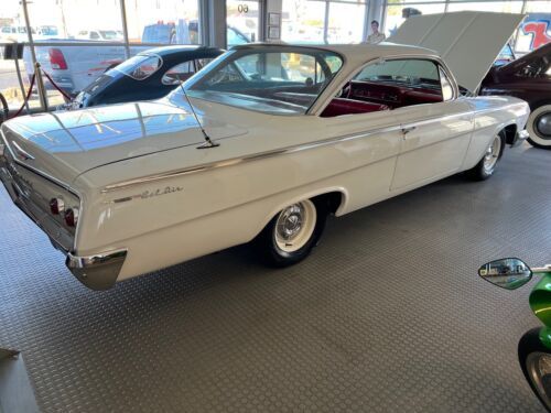 Unknown-Bel-air-1962-White-6
