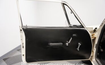Unknown-Belvedere-1963-White-Black-41