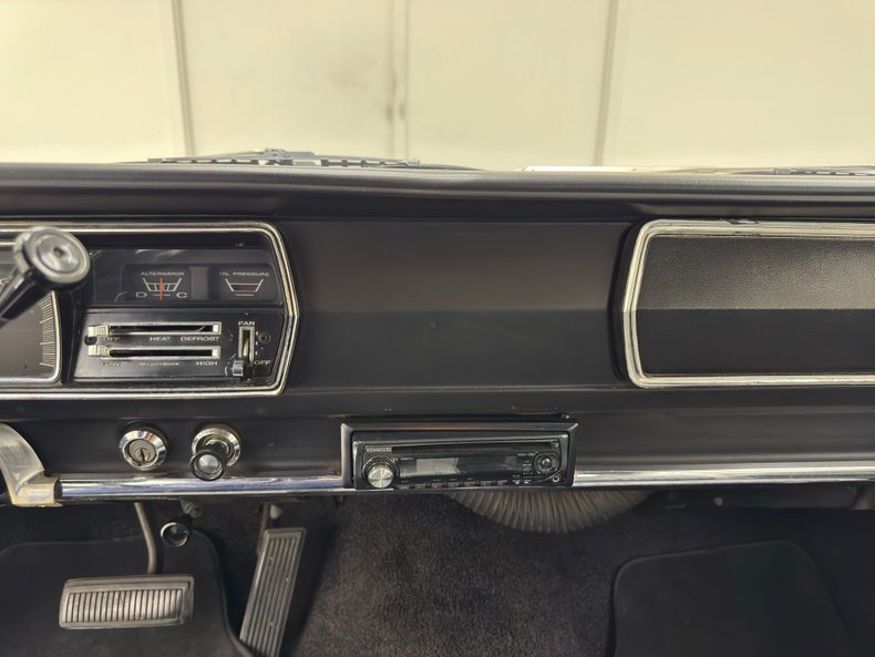 Unknown-Belvedere-1967-Silver-Metallic-Black-49