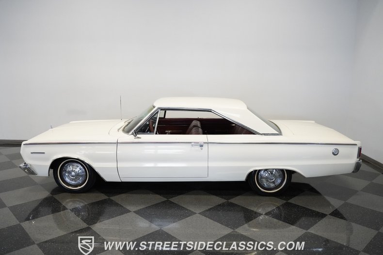 Unknown-Belvedere-1967-White-Red-19