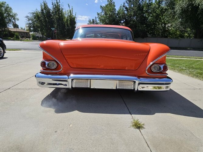 Unknown-Biscayne-1958-Orange-Tan-10