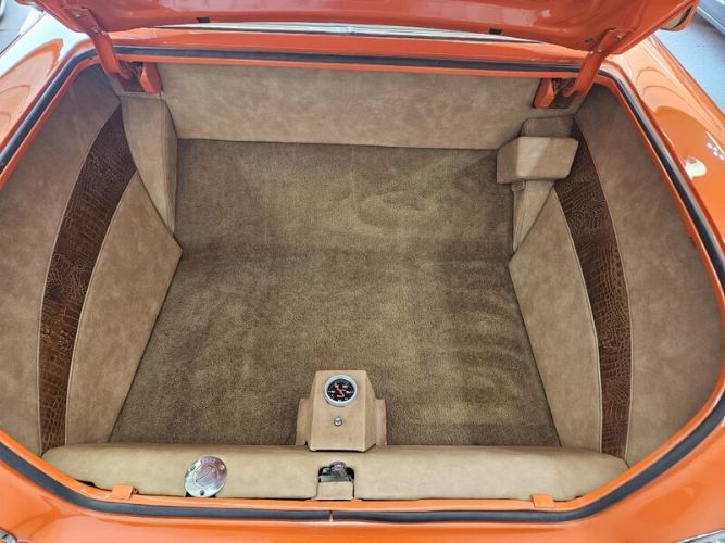 Unknown-Biscayne-1958-Orange-Tan-17