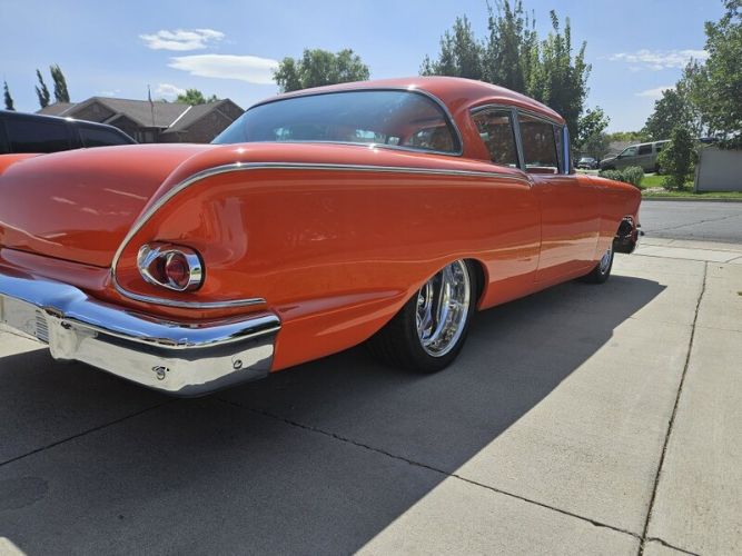 Unknown-Biscayne-1958-Orange-Tan-2