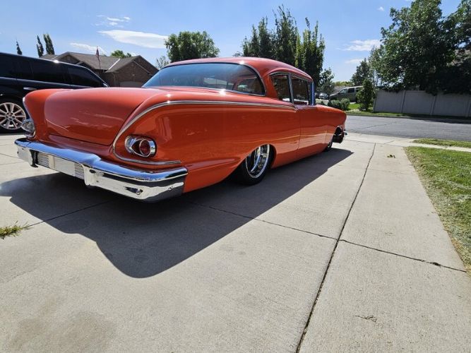 Unknown-Biscayne-1958-Orange-Tan-9