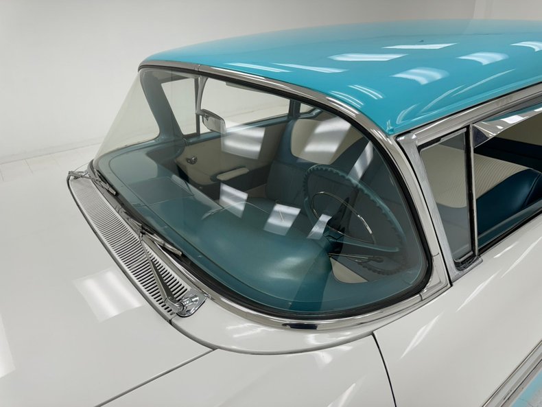 Unknown-Biscayne-1958-Tropic-Turquoise-Light-Blue-20