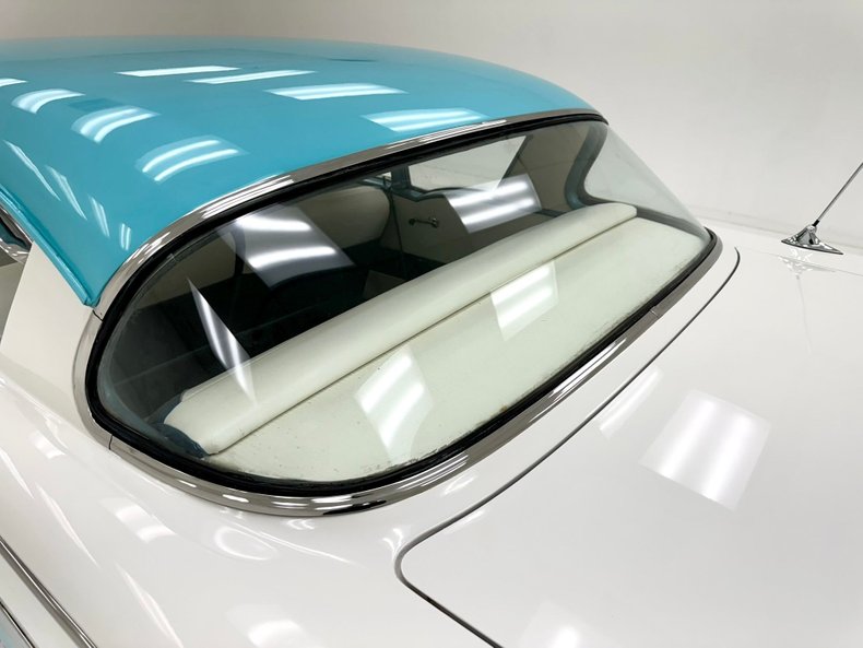 Unknown-Biscayne-1958-Tropic-Turquoise-Light-Blue-24