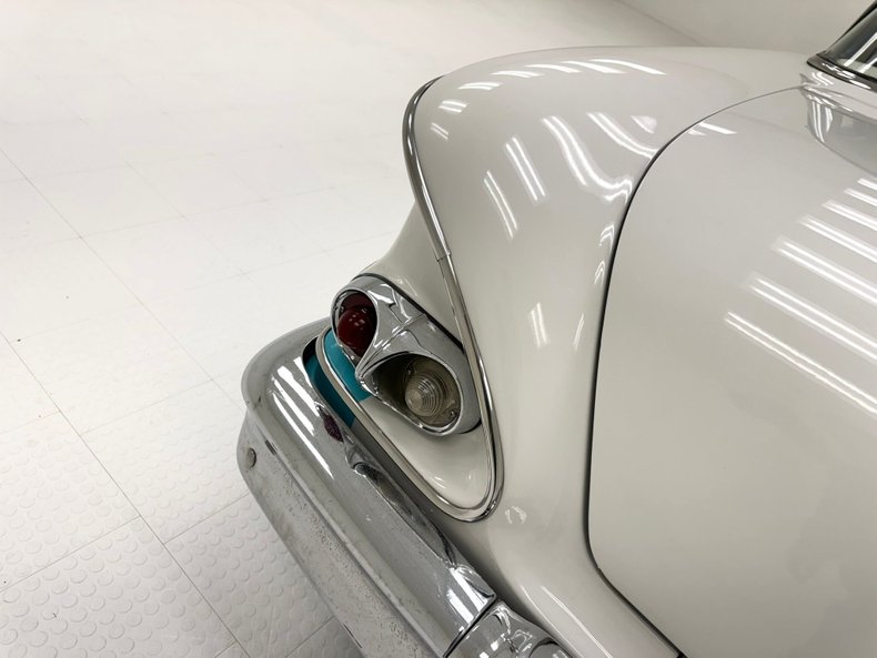 Unknown-Biscayne-1958-Tropic-Turquoise-Light-Blue-25