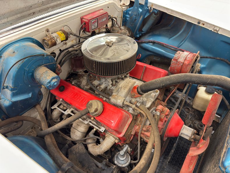Unknown-Biscayne-1958-White-Blue-35