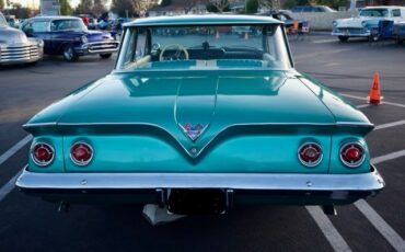 Unknown-Biscayne-1961-Forest-Green-Metalli-GreenWhite-5