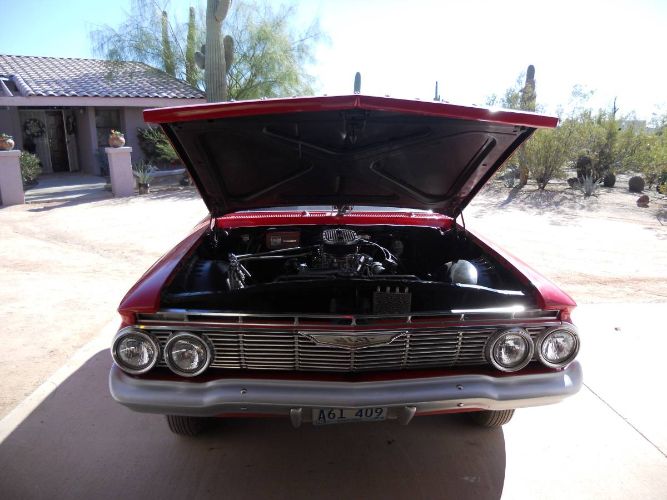 Unknown-Biscayne-1961-Red-7