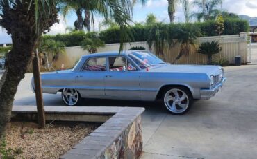 Unknown-Biscayne-1964-Silver-17