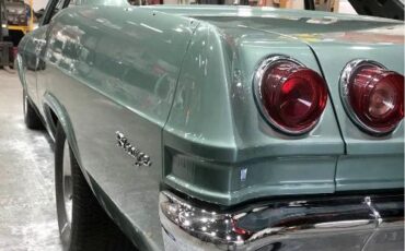 Unknown-Biscayne-1965-Green-Black-3