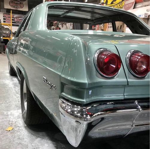 Unknown-Biscayne-1965-Green-Black-3