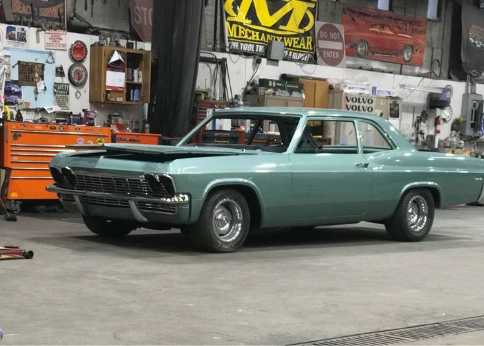 Unknown-Biscayne-1965-Green-Black