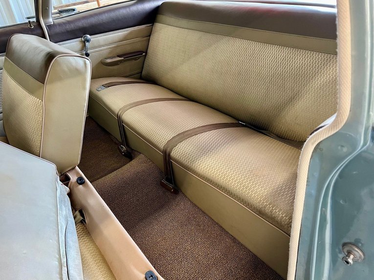 Unknown-Biscayne-1966-Blue-Beige-14