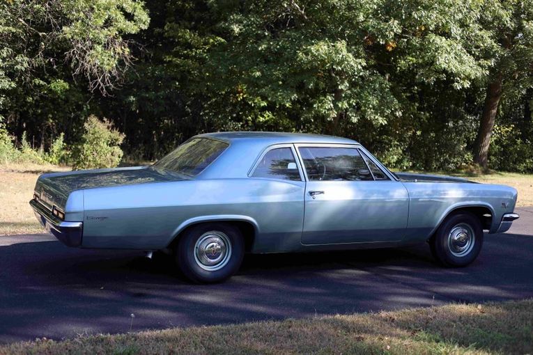 Unknown-Biscayne-1966-Blue-Beige-19