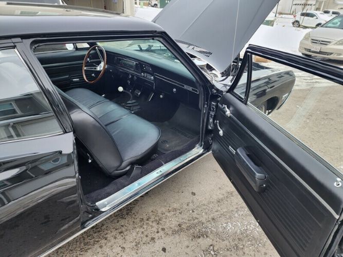 Unknown-Biscayne-1968-Black-Black-13