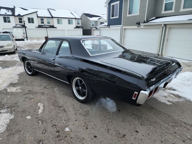 Unknown-Biscayne-1968-Black-Black