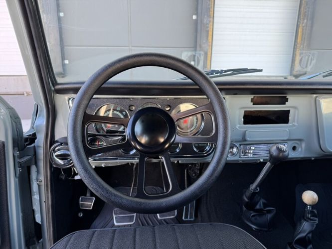 Unknown-Blazer-1972-Gray-2