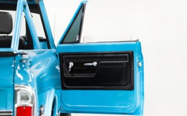 Unknown-Blazer-1972-Light-Blue-Black-37