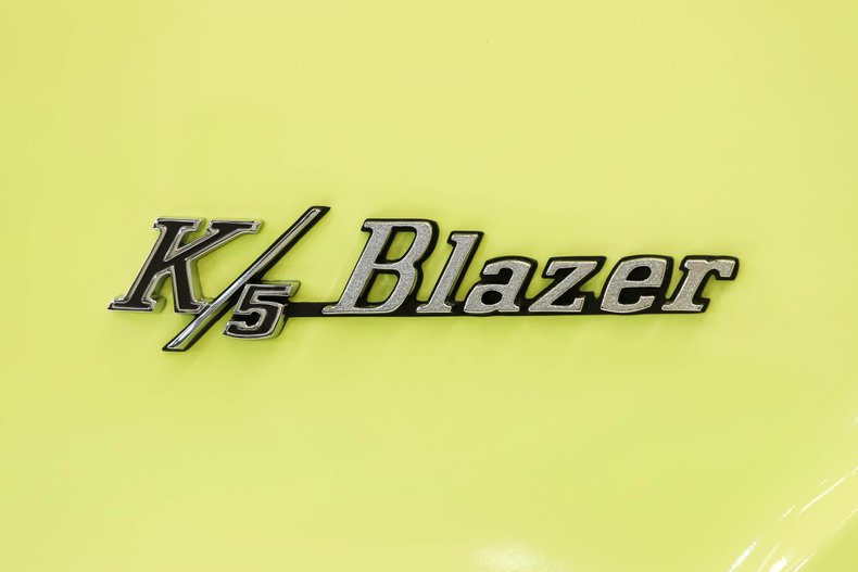 Unknown-Blazer-1972-Light-Yellow-Saddle-Houndstooth-1