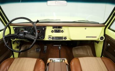 Unknown-Blazer-1972-Light-Yellow-Saddle-Houndstooth-28