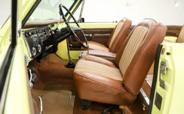 Unknown-Blazer-1972-Light-Yellow-Saddle-Houndstooth-30