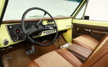 Unknown-Blazer-1972-Light-Yellow-Saddle-Houndstooth