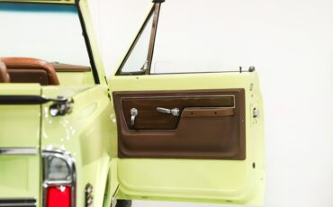 Unknown-Blazer-1972-Light-Yellow-Saddle-Houndstooth-39
