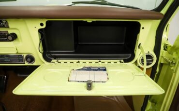 Unknown-Blazer-1972-Light-Yellow-Saddle-Houndstooth-40