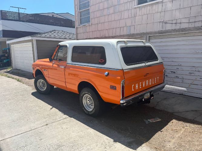 Unknown-Blazer-1972-Orange