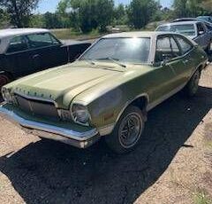 Unknown-Bobcat-1975-Green