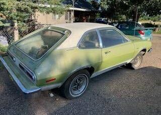 Unknown-Bobcat-1975-Green-6