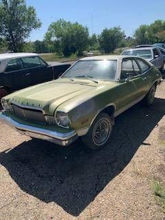 Unknown-Bobcat-1975-Green
