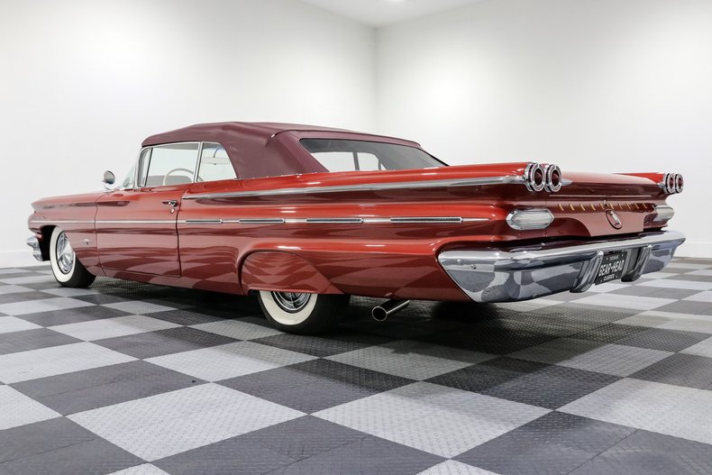 Unknown-Bonneville-1960-Coronado-Red-Metalli-Red-17
