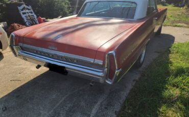Unknown-Bonneville-1964-Red-White-Top