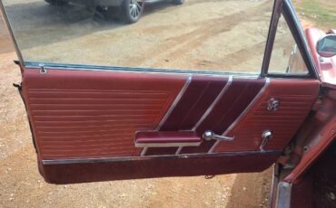 Unknown-Bonneville-1964-Red-White-Top-8