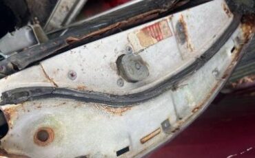 Unknown-Bonneville-1964-White