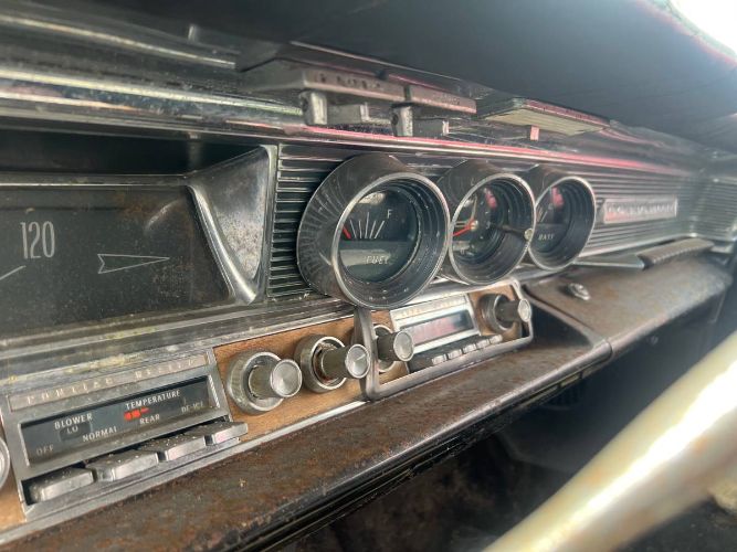 Unknown-Bonneville-1964-White-8