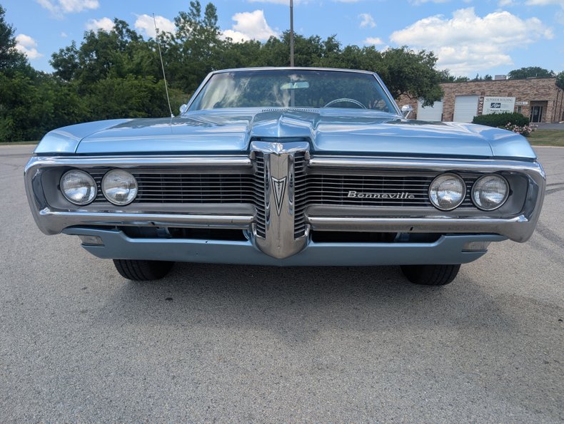 Unknown-Bonneville-1968-Alpine-Blue-Blue-ampamp-White-1