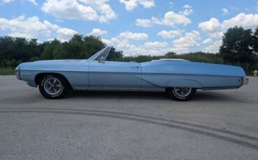 Unknown-Bonneville-1968-Alpine-Blue-Blue-ampamp-White-31