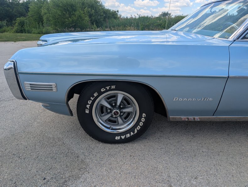 Unknown-Bonneville-1968-Alpine-Blue-Blue-ampamp-White-33