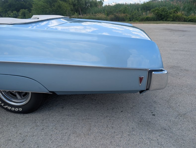 Unknown-Bonneville-1968-Alpine-Blue-Blue-ampamp-White-36