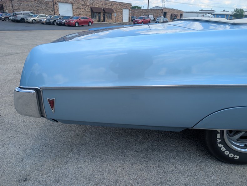 Unknown-Bonneville-1968-Alpine-Blue-Blue-ampamp-White-44