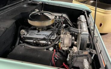 Unknown-Bronco-1966-Frost-TurquoiseWhit-12