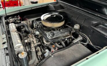 Unknown-Bronco-1966-Frost-TurquoiseWhit-13